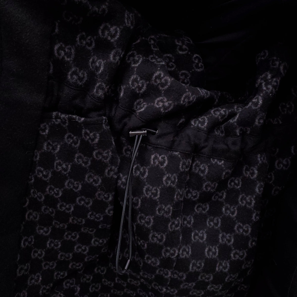 GUCCI BLACK WOOL COAT WITH MONOGRAM LINING - SIZE 38