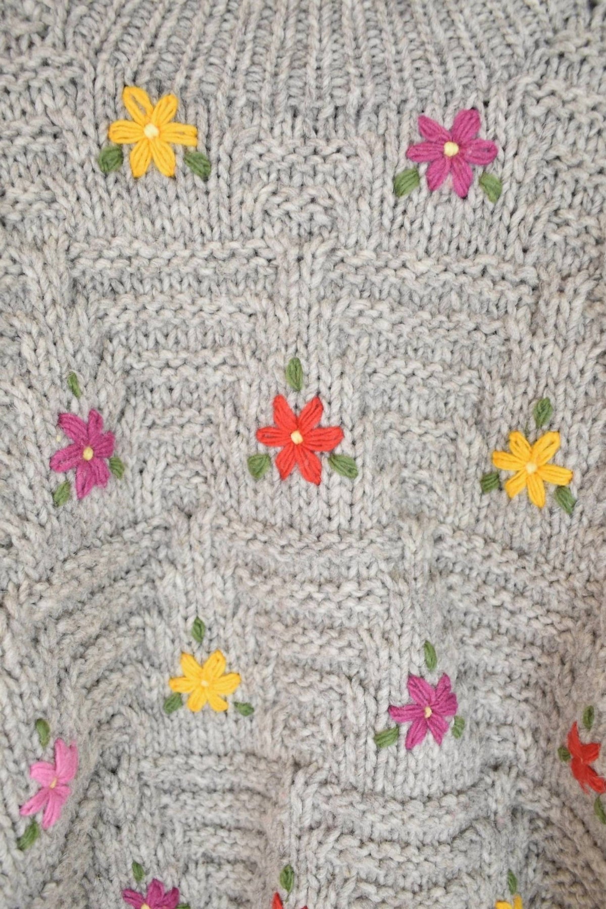 Wool Hand Knit Pullover In Gray