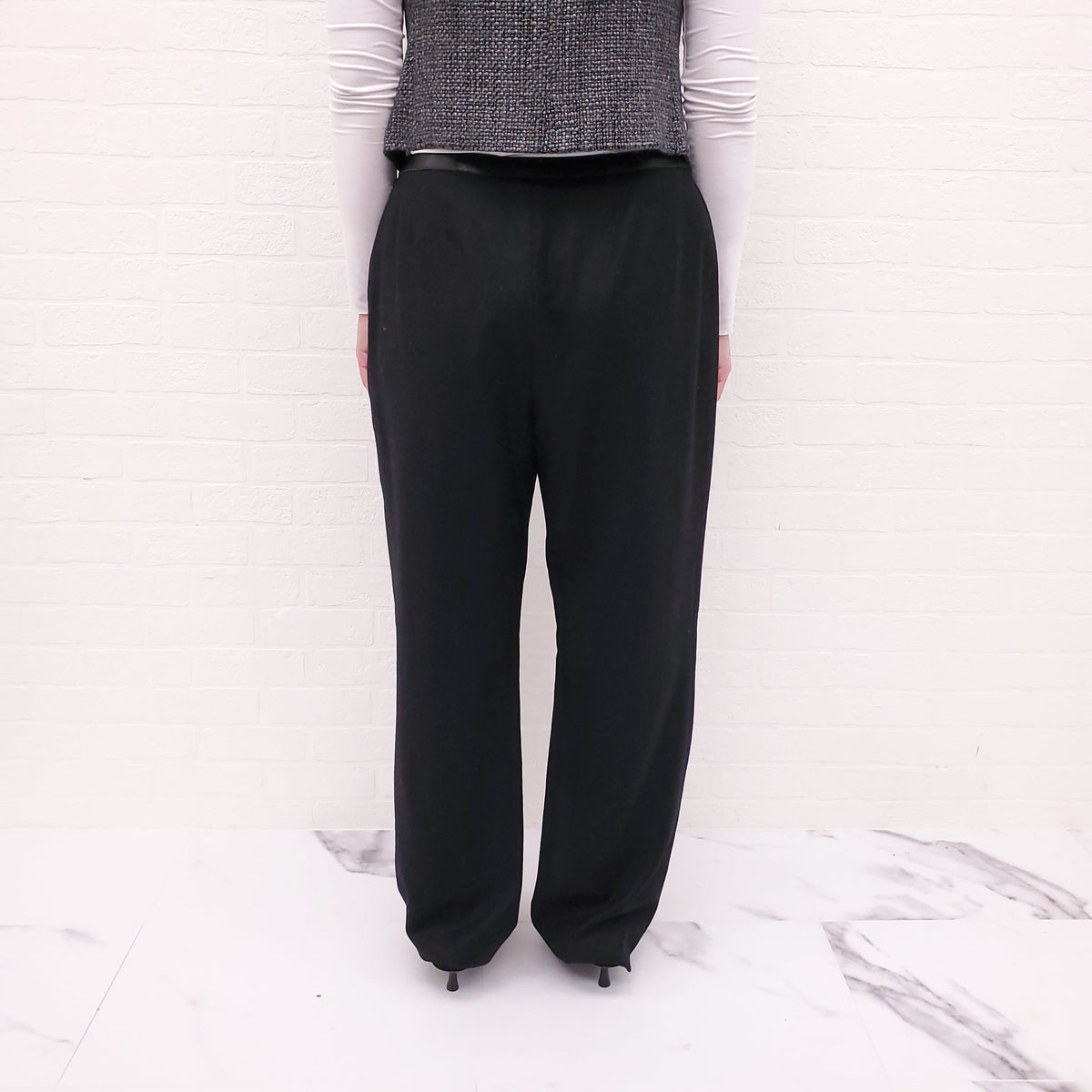CHANEL BLACK FELT TROUSERS WITH LEATHER AND LOGO DETAIL - SIZE 42