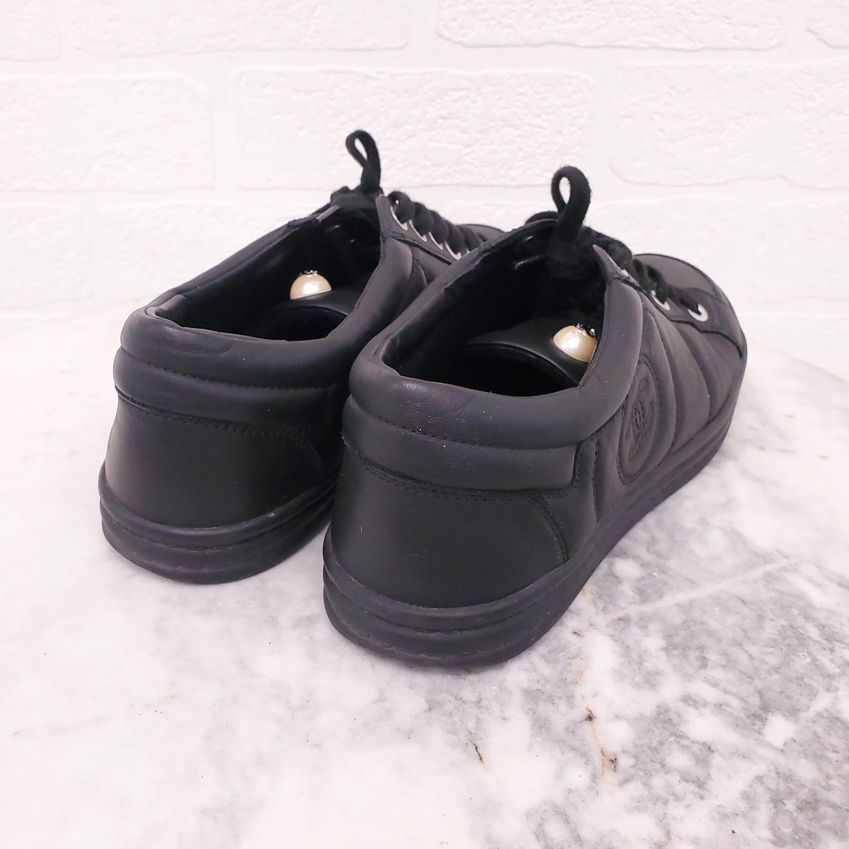 CHANEL BLACK SNEAKERS WITH PEARL DETAIL - SIZE 38.5