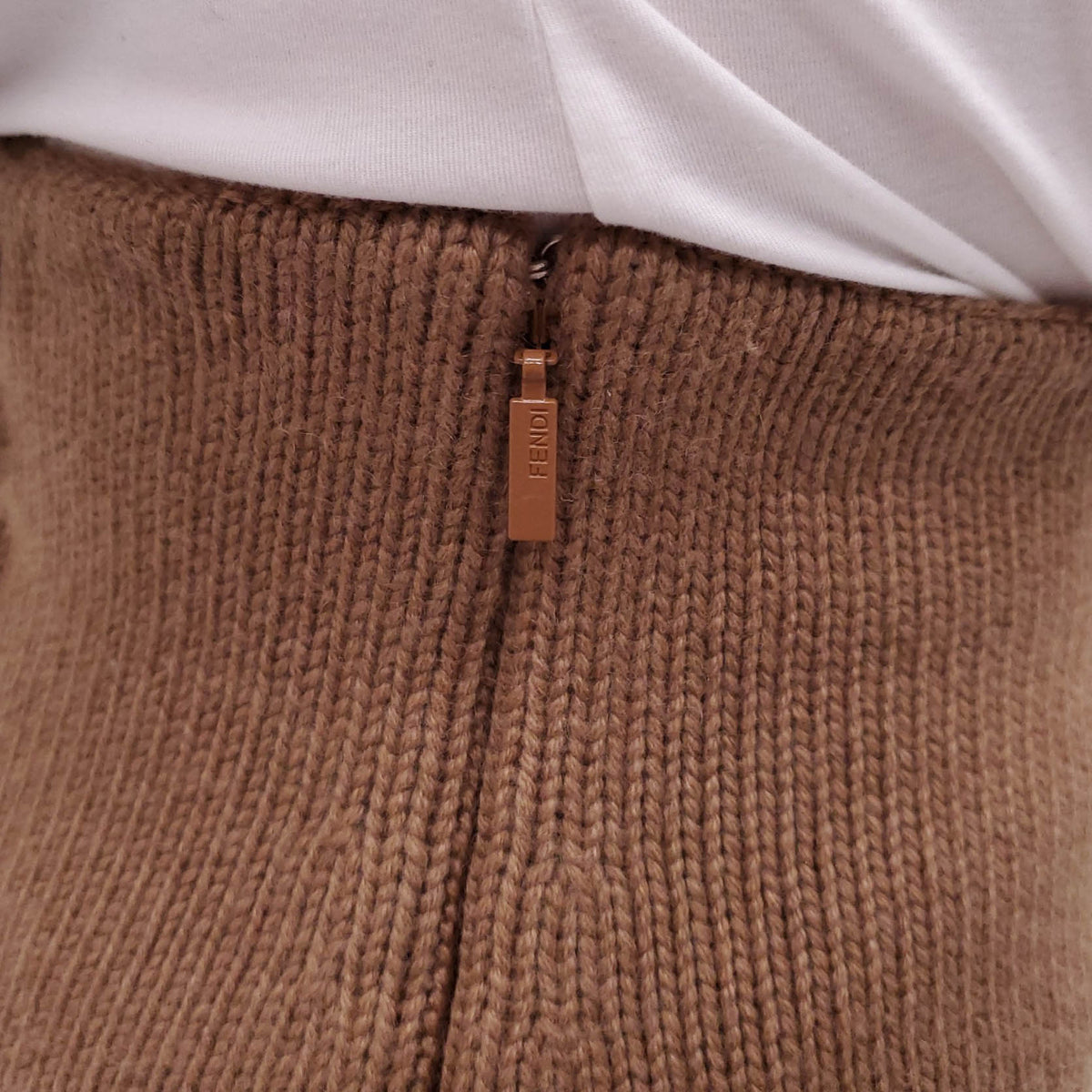 FENDI CAMEL KNIT PENCIL SKIRT - SIZE 36